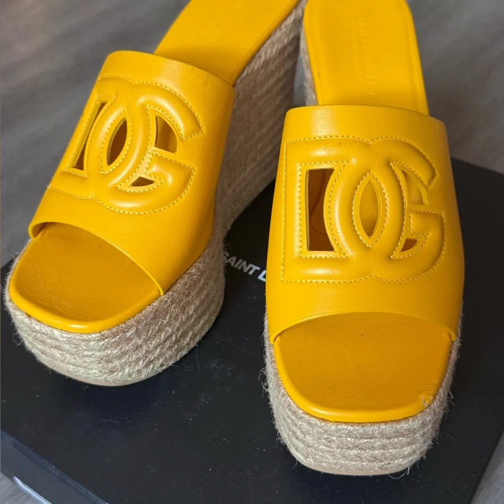 Dolce & Gabbana Yellow Leather Logo Espadrille Wedge Sandals Sz 8,5-9us - Picture 2 of 10